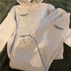 COMFRT Coordinates Sweatsuits large